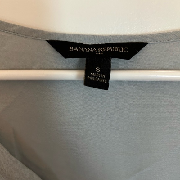 Simple silk top - Picture 3 of 3